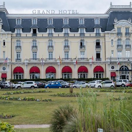 Cabourg Cosy Chic Cabourg Hyper-Centre 4 Pers, 2 Bedrooms , 2 Sdb, Terrasse, Wifi Exterior foto