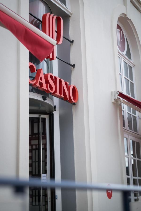 Cabourg Cosy Chic Cabourg Hyper-Centre 4 Pers, 2 Bedrooms , 2 Sdb, Terrasse, Wifi Exterior foto
